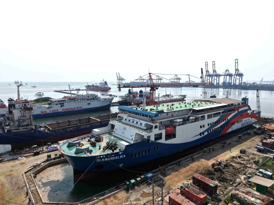 Motor Vessel
