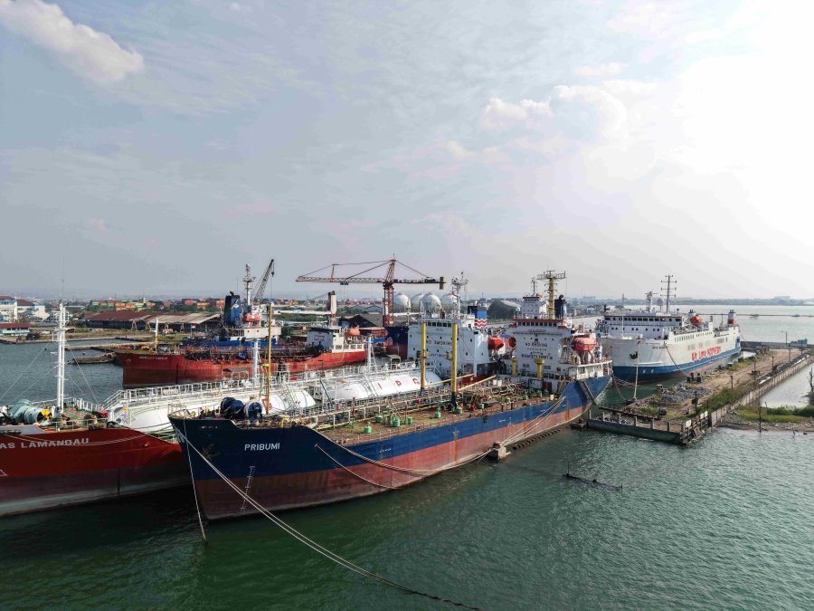 Tanker - White Oil
