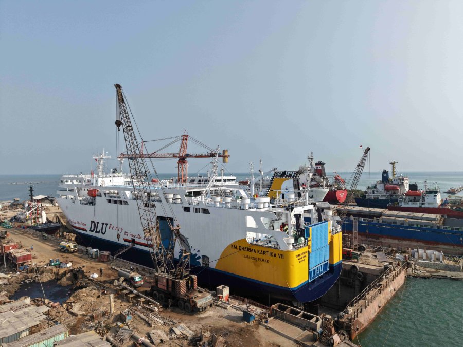 Motor Vessel