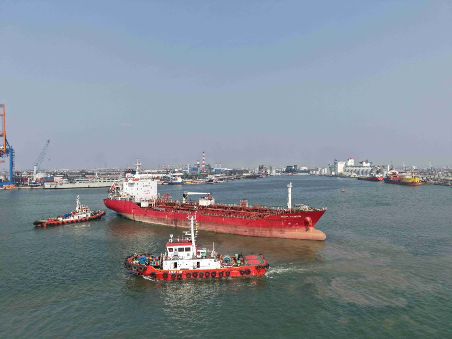 Tanker - White Oil